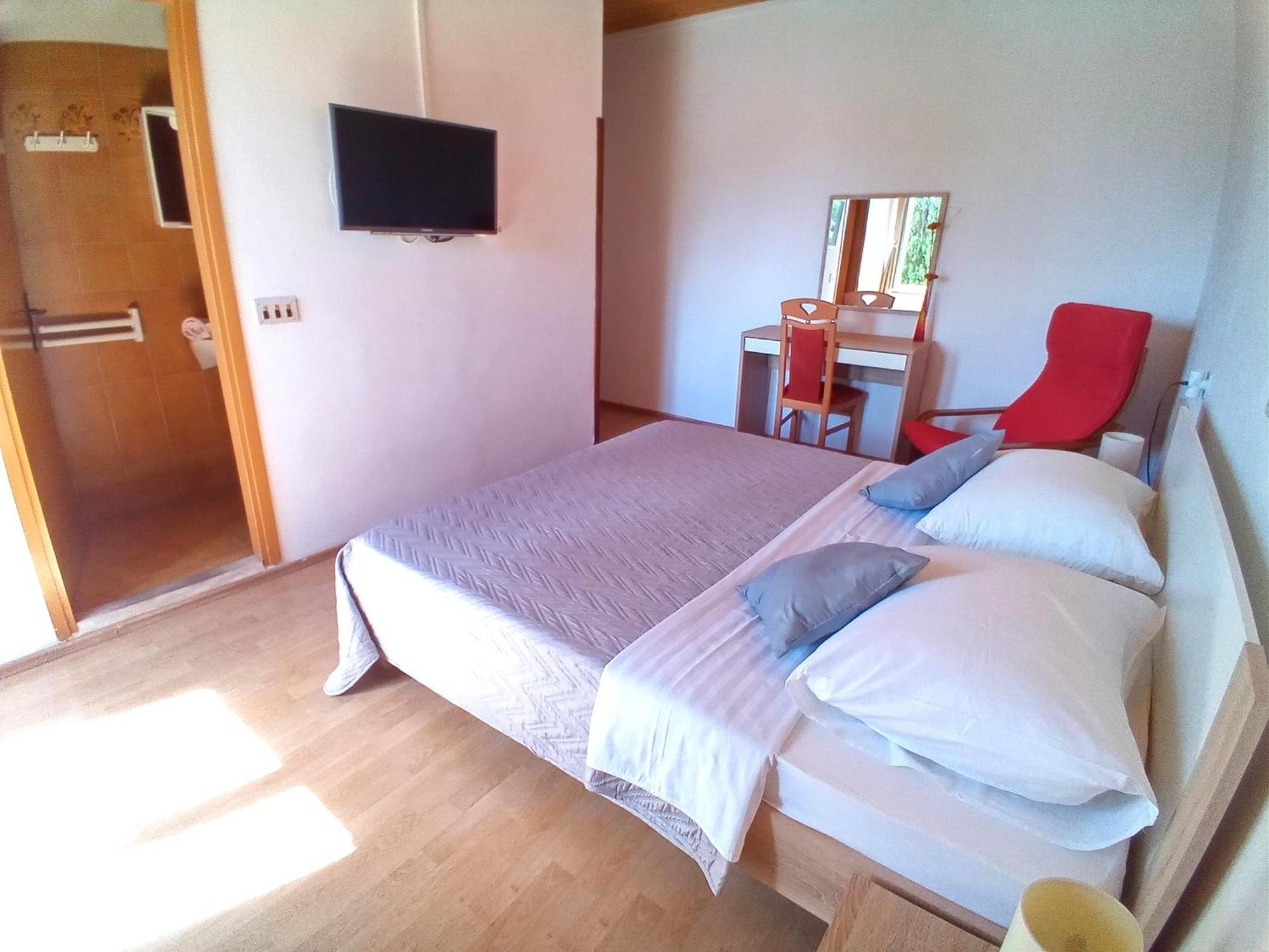 Guesthouse Cecilia 2 Malinska Extérieur photo