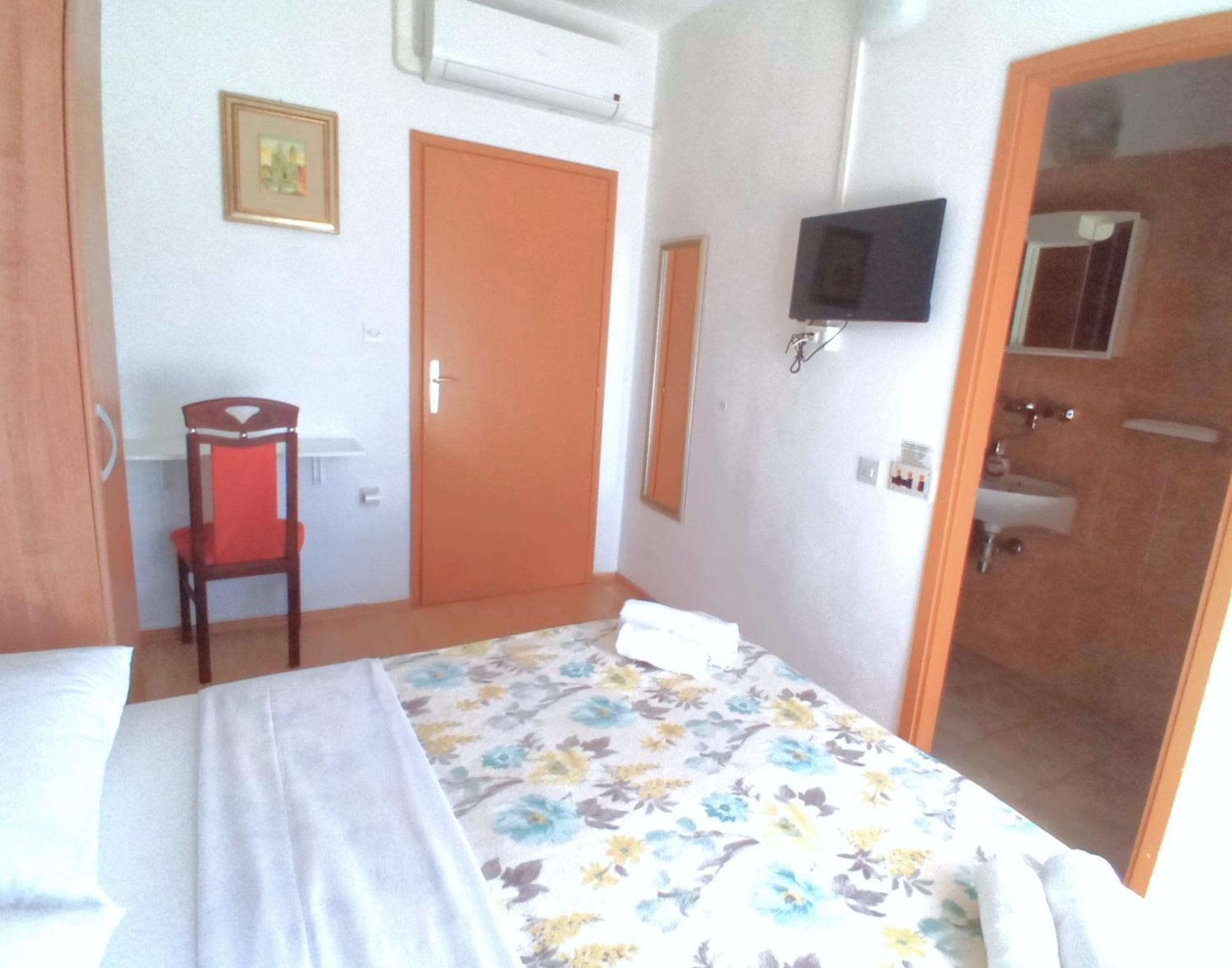 Guesthouse Cecilia 2 Malinska Chambre photo
